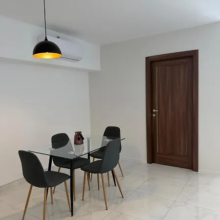 Апартаменты Prime Paceville Near St Georges *