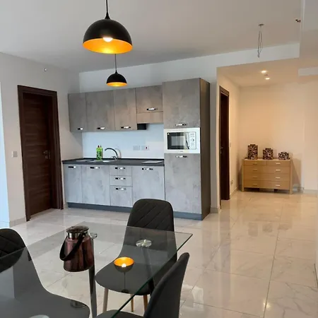 Prime Paceville Near St Georges