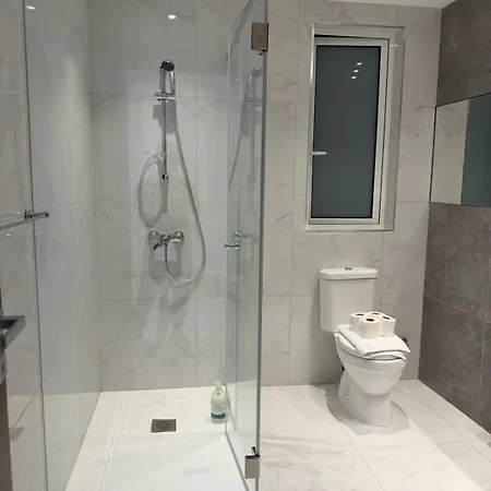 Prime Paceville Near St Georges Сент Джулианс
