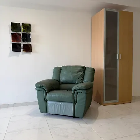 Апартаменты Prime Paceville Near St Georges
