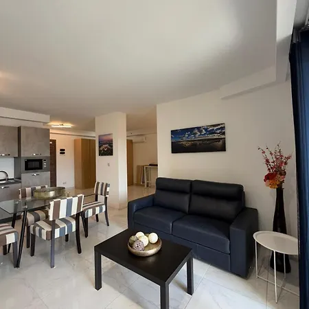 Prime Paceville Near St Georges