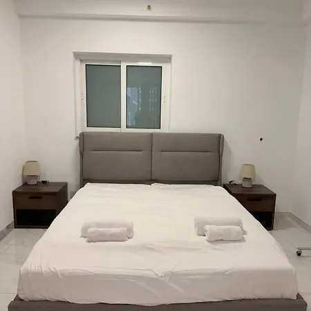 Апартаменты Prime Paceville Near St Georges